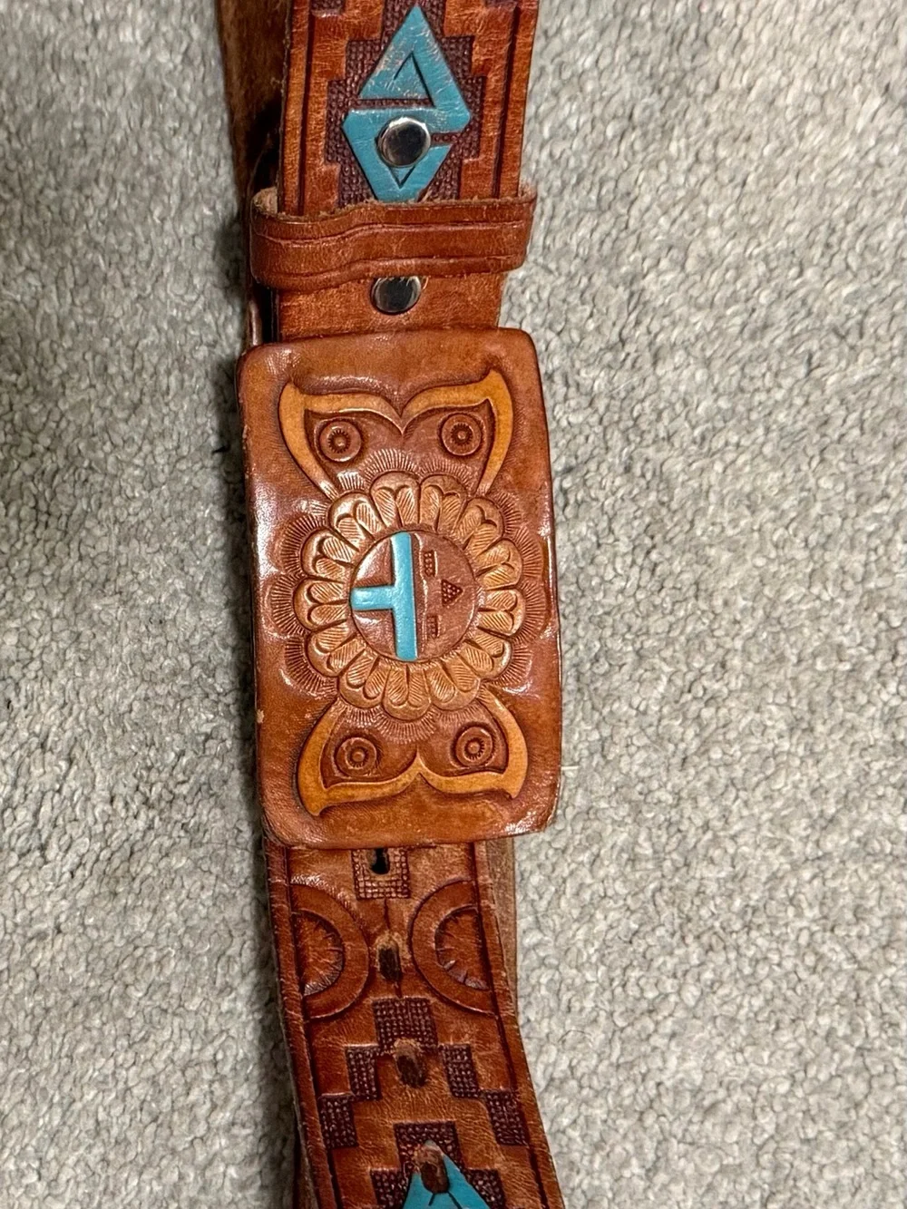 Beautiful Zuni tooled Leather Belt w/matching Buckle Aztec Genuine Leather🩵 - Picture 2 of 8